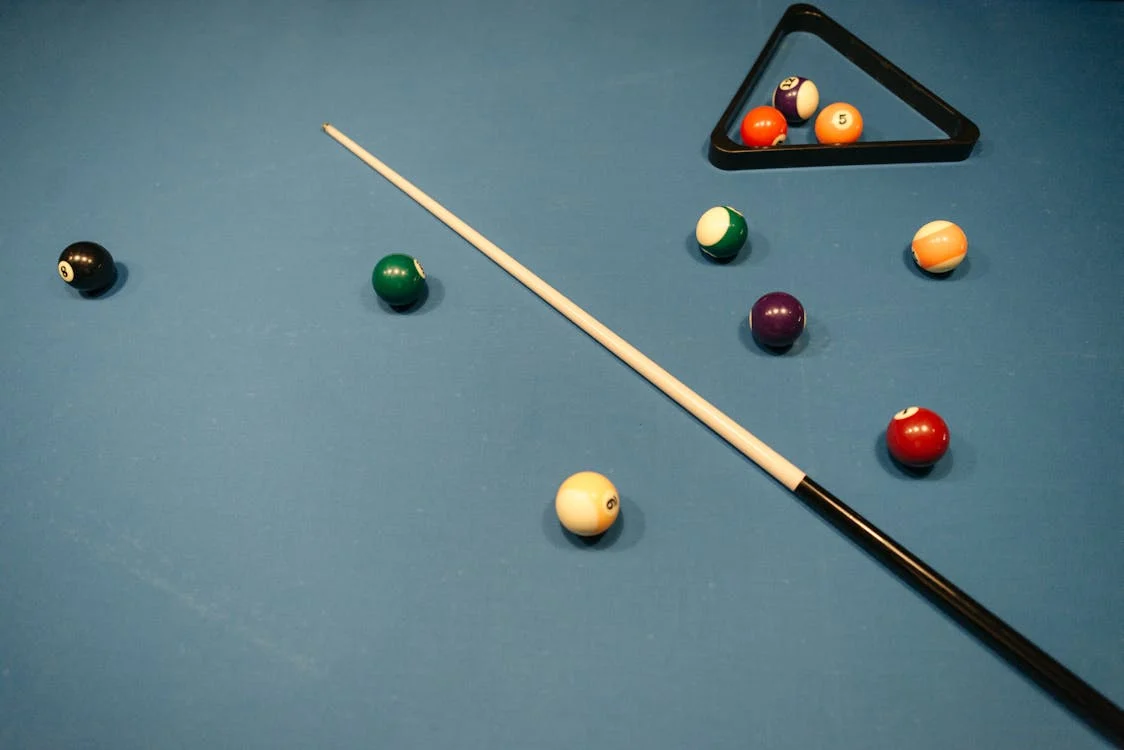 Racking pool balls properly